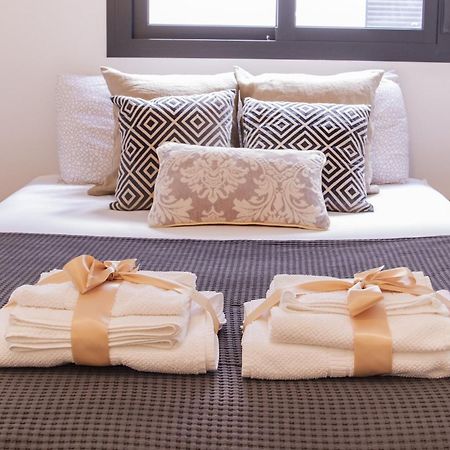 -Malagasunapts- Rooftop Pool & Free Parking Esterno foto