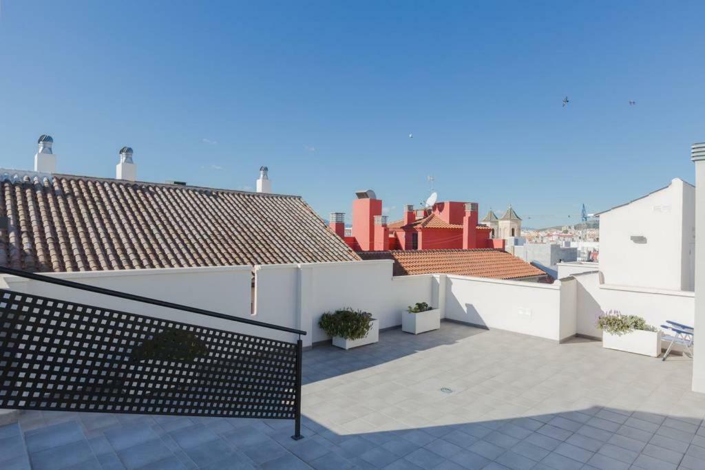 -Malagasunapts- Rooftop Pool & Free Parking Esterno foto